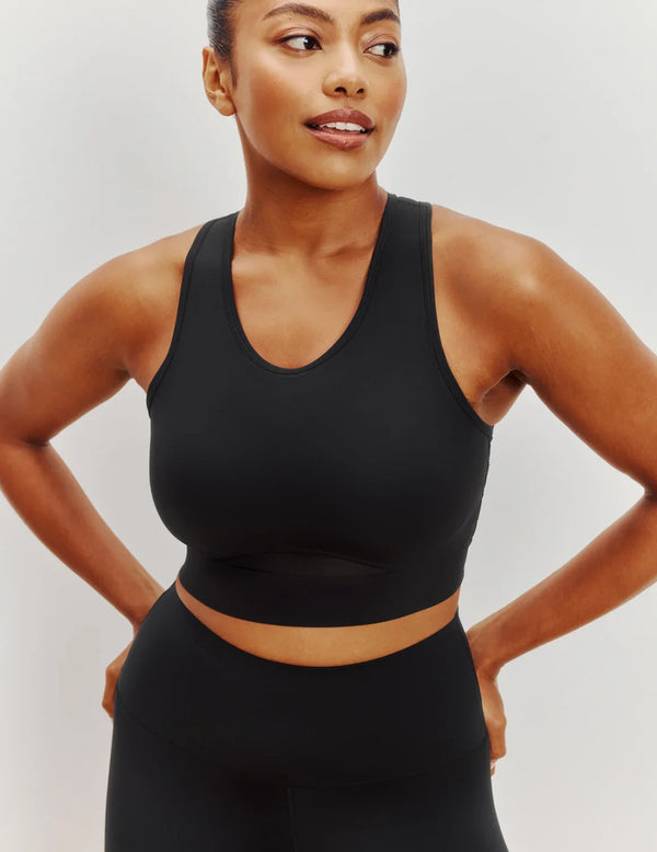 Cassaerea is a 34G and wears a Knix size M++| Black