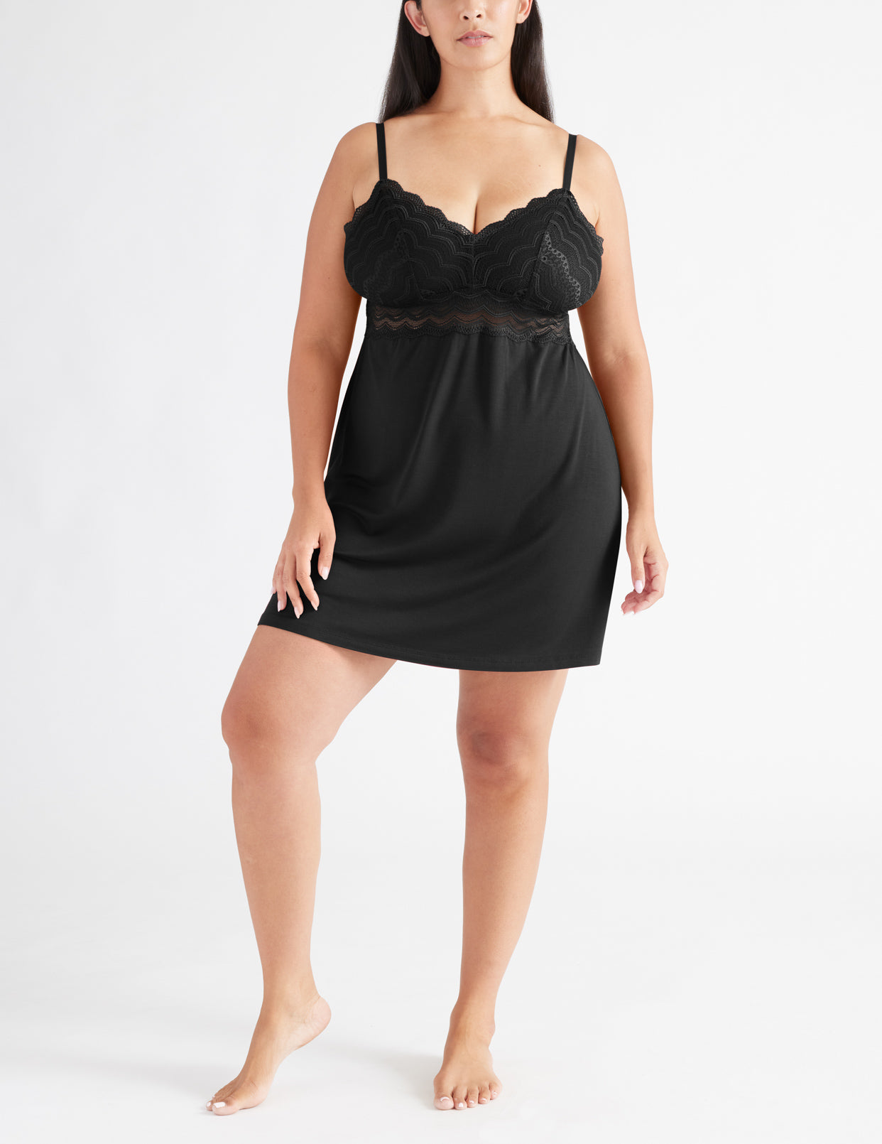 Jessie is a 38G and is wearing a Knix size XL | Black