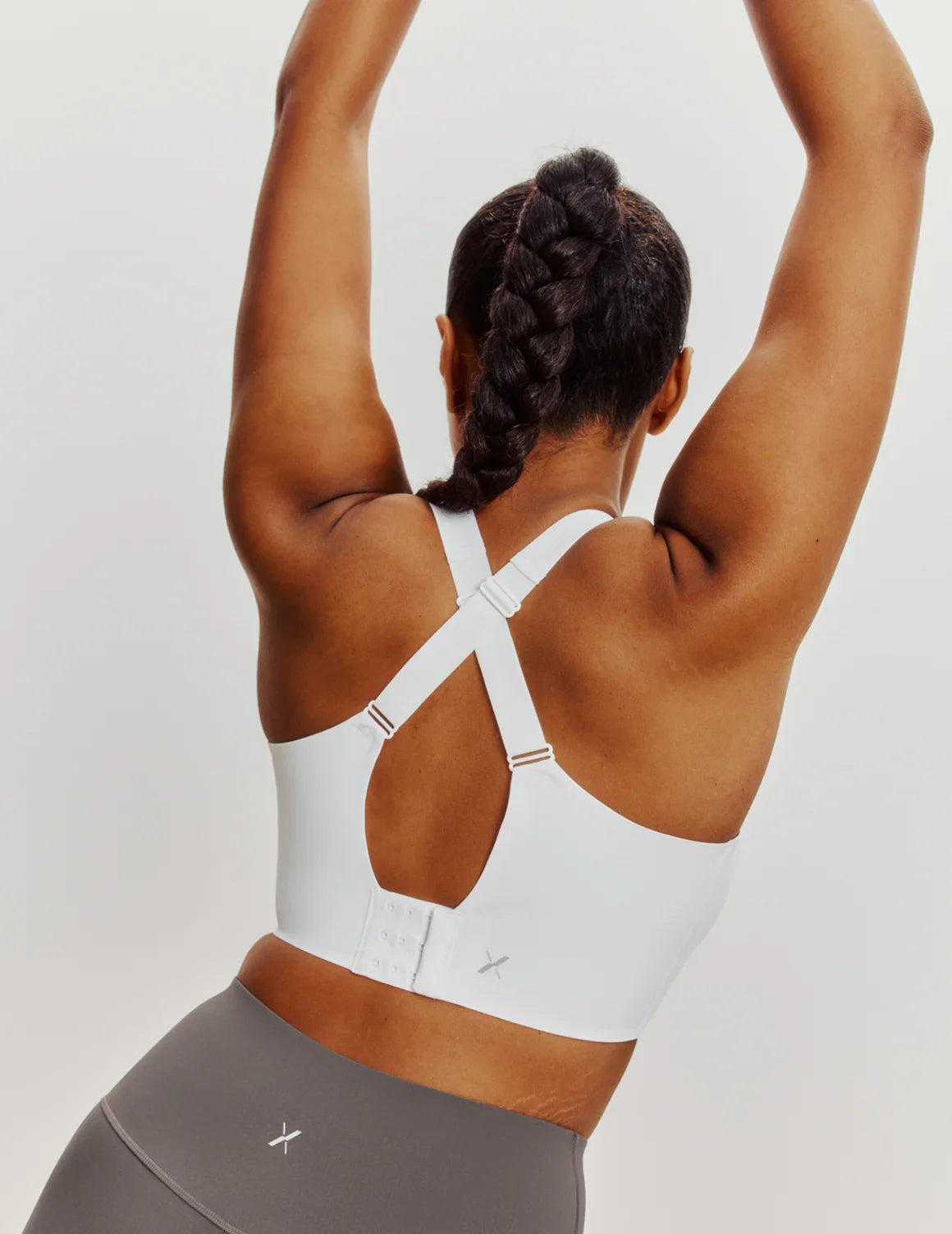 Cassaerea is a 34G and wears a Knix size 6++  | White