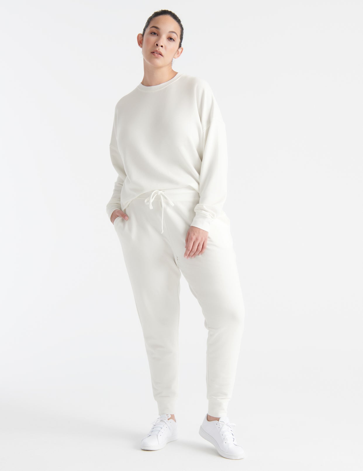 | Off White