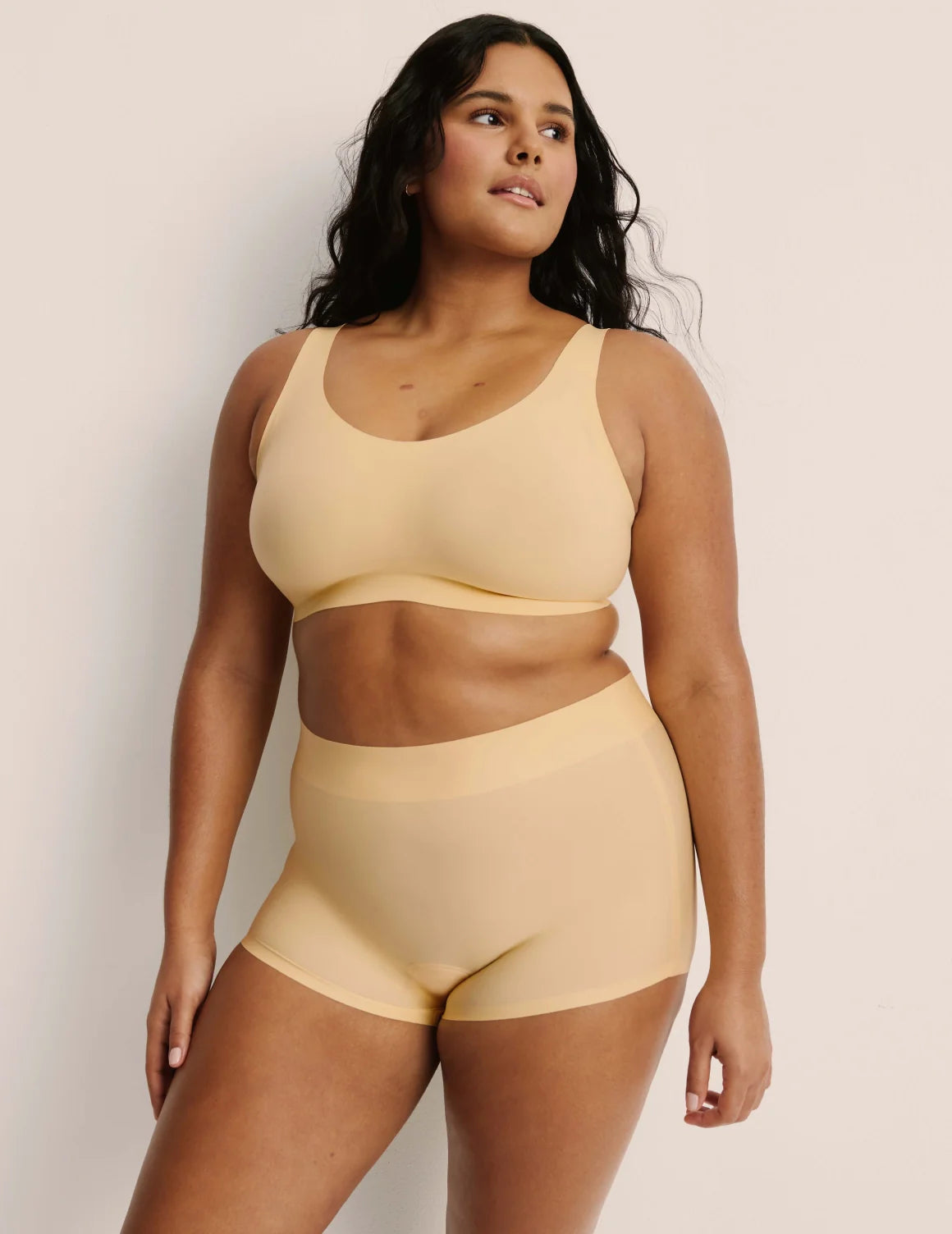 Adiya is a 36C and wears a KNIX L | Buttercup