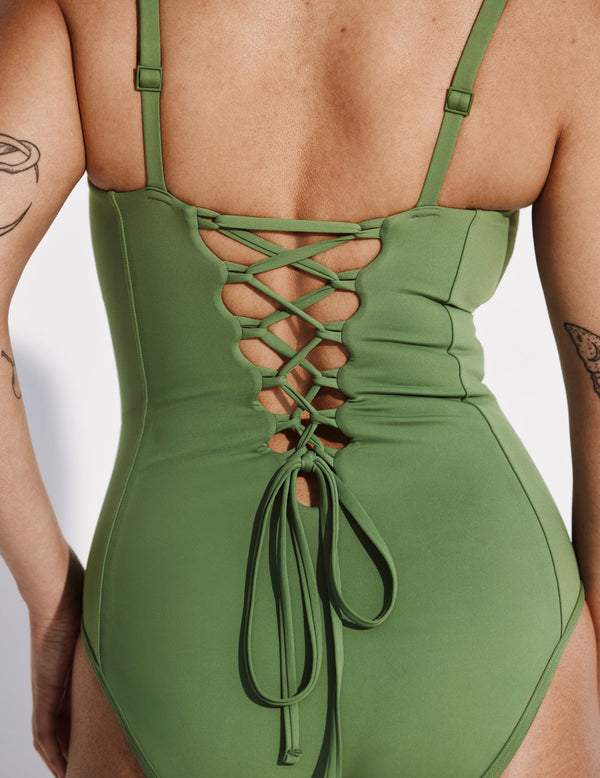 Jay is a 30F, has 36