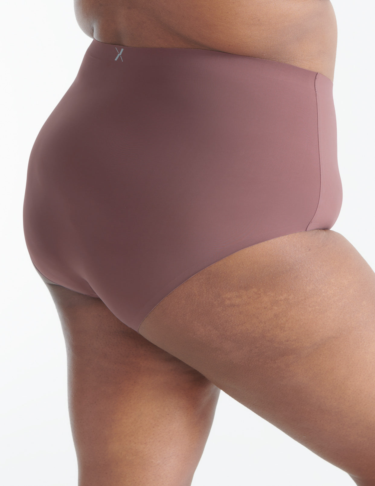 Size XXL fits hips 48