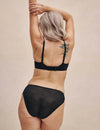 Sarah (Birds Papaya) is wearing KNIX M | Black