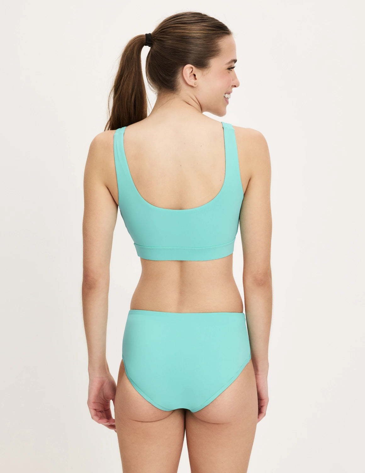 | Aquamarine