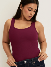 Front view of model wearing the SculptRib™ Cotton Tank highlighting the neckline, fabric and hugging fit