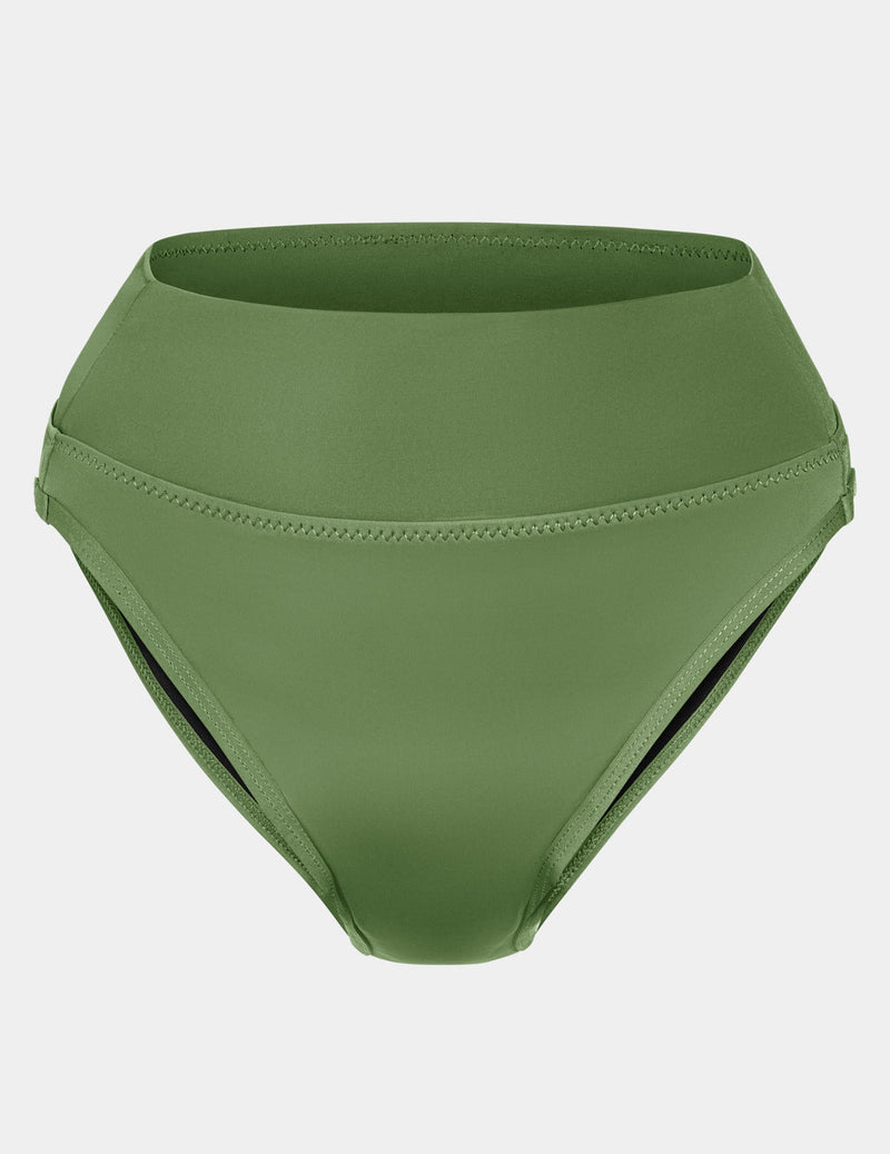  | Lush Green