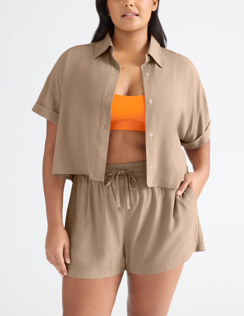 Adiya is a 36C and wears a Knix size L | Taupe
