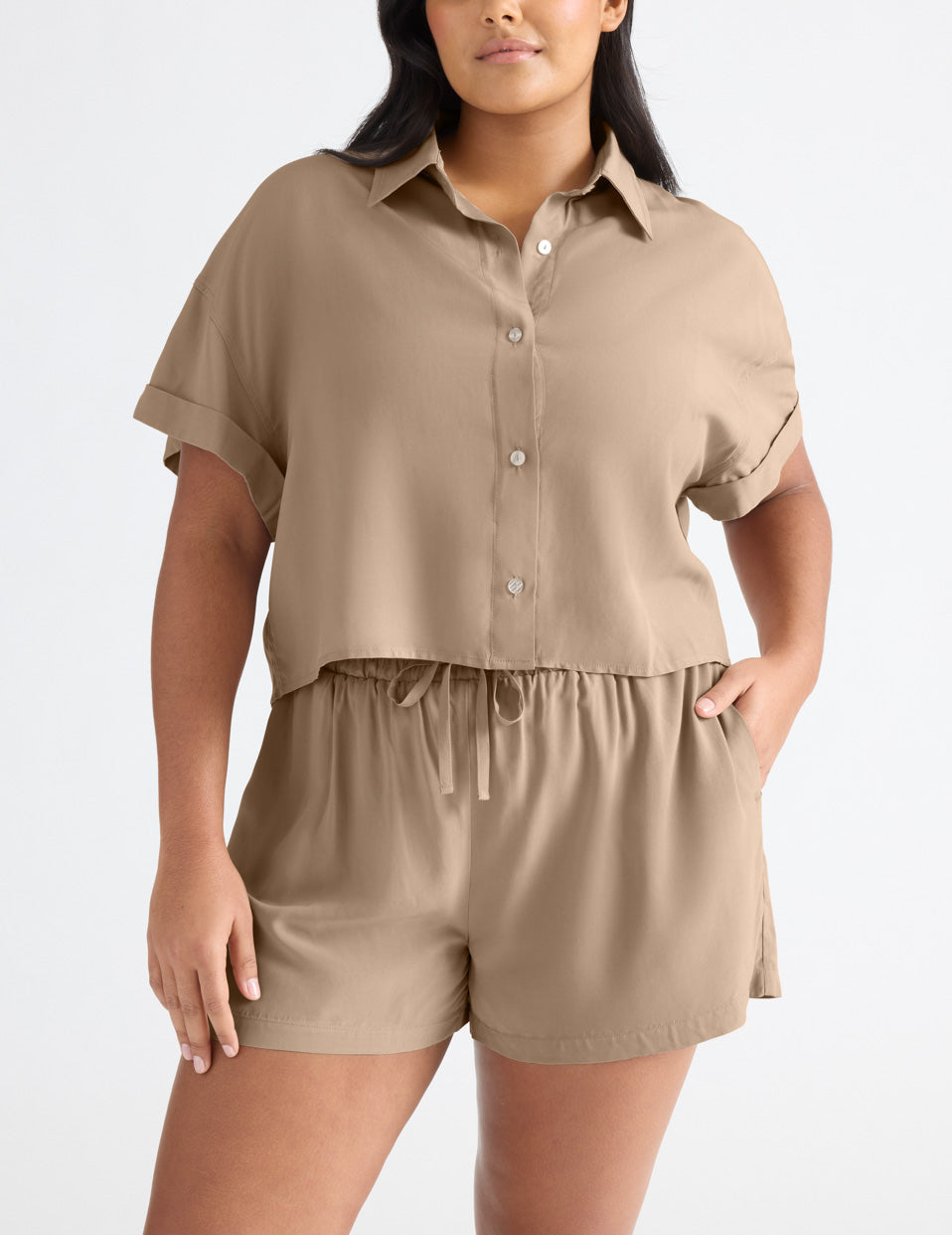 Adiya is a 36C and wears a Knix size L | Taupe