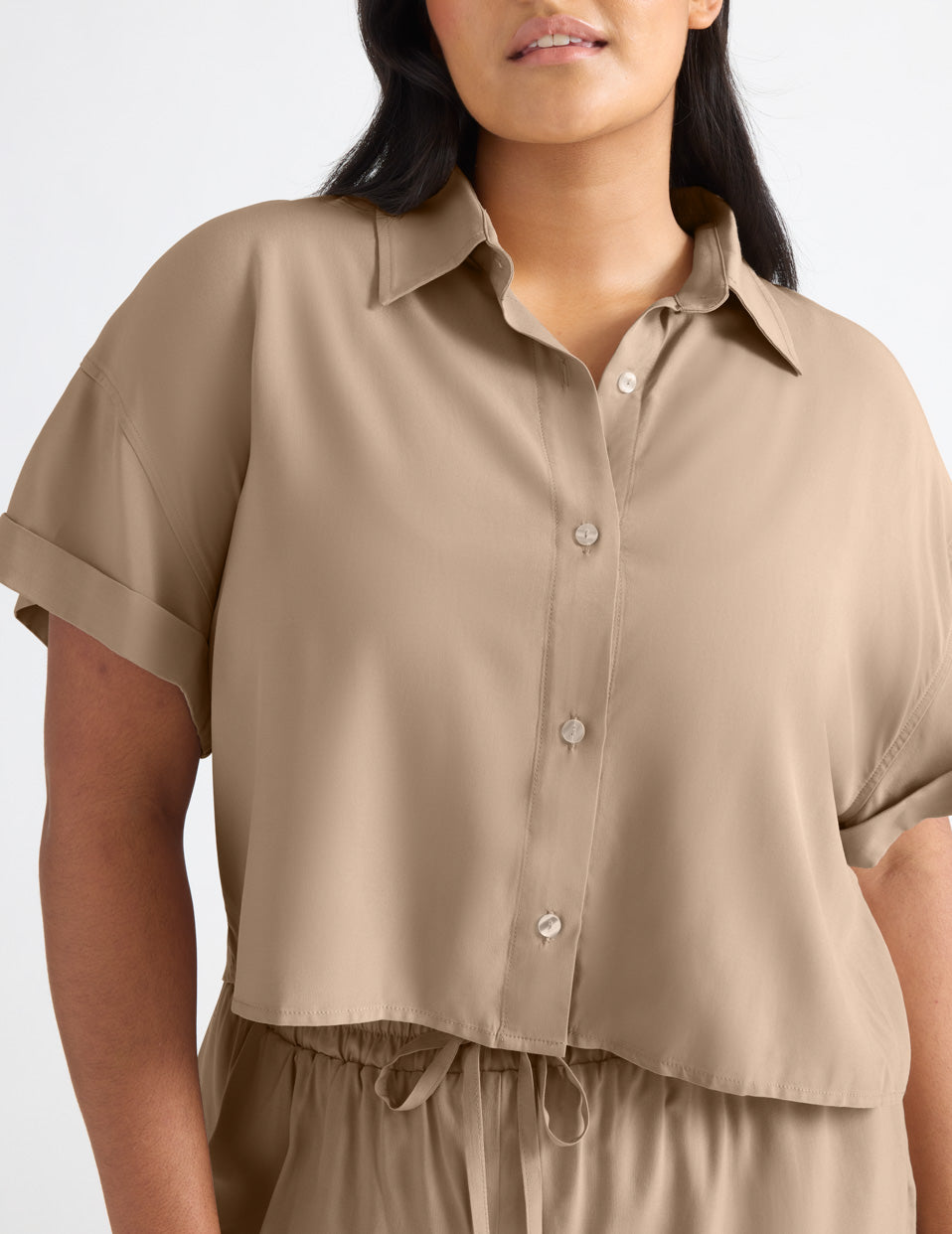 Adiya is a 36C and wears a Knix size L | Taupe