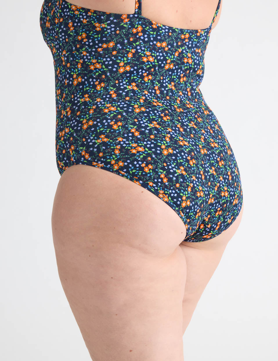 Gabrielle is a 38E, has 48