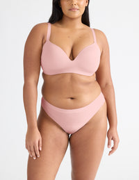 Adiya is wearing a 36C  | Rose Water