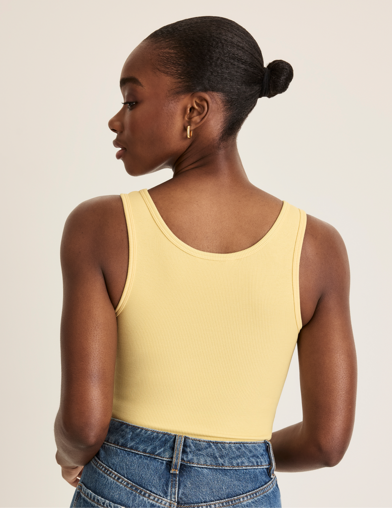 Orlane is a 32DD wearing KNIX S | Buttercup