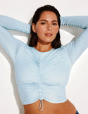 Maya is a 34DDD and is wearing a Knix size M | Blue Ice