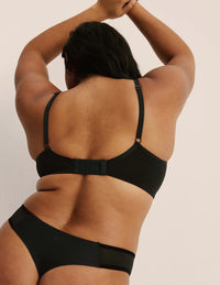 Adiya is a 36C and wearing KNIX L | Black
