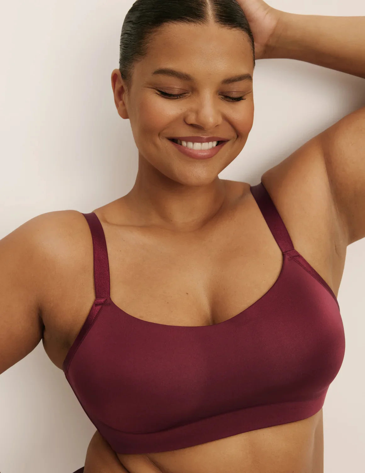 Leslie is a 38D and wearing KNIX XL+  | Dark Cherry Shimmer