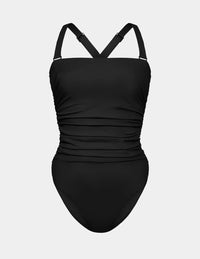 Sofia is a 32C and wearing KNIX S | Black