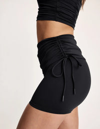 Maya is 5’10”, and wearing KNIX S  | Black