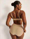 Amber is wearing a 36C  | Warm Sand
